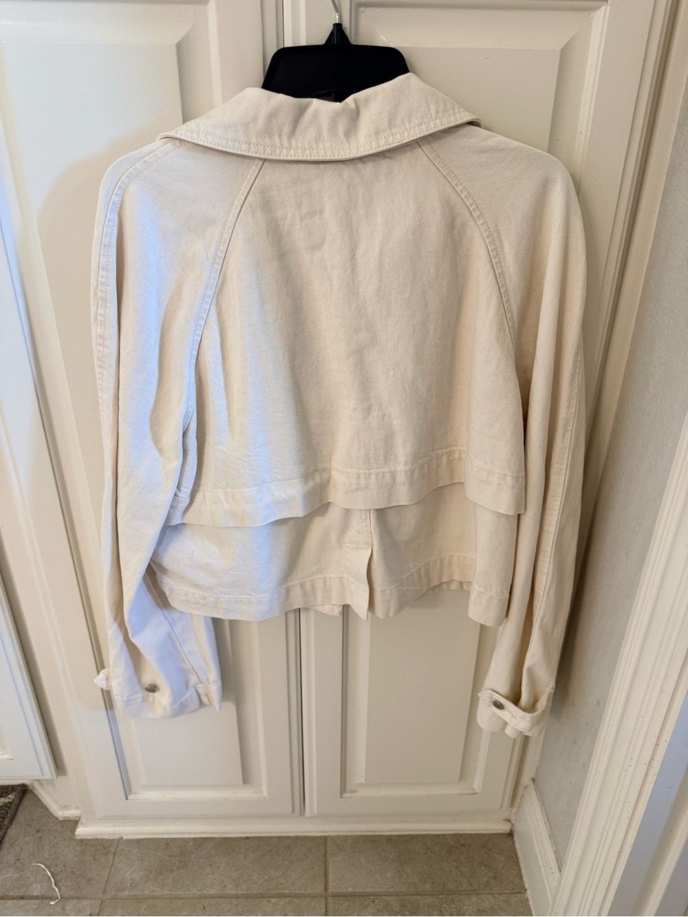 Universal Thread Cream Cropped Jean Jacket - Picture 4 of 6